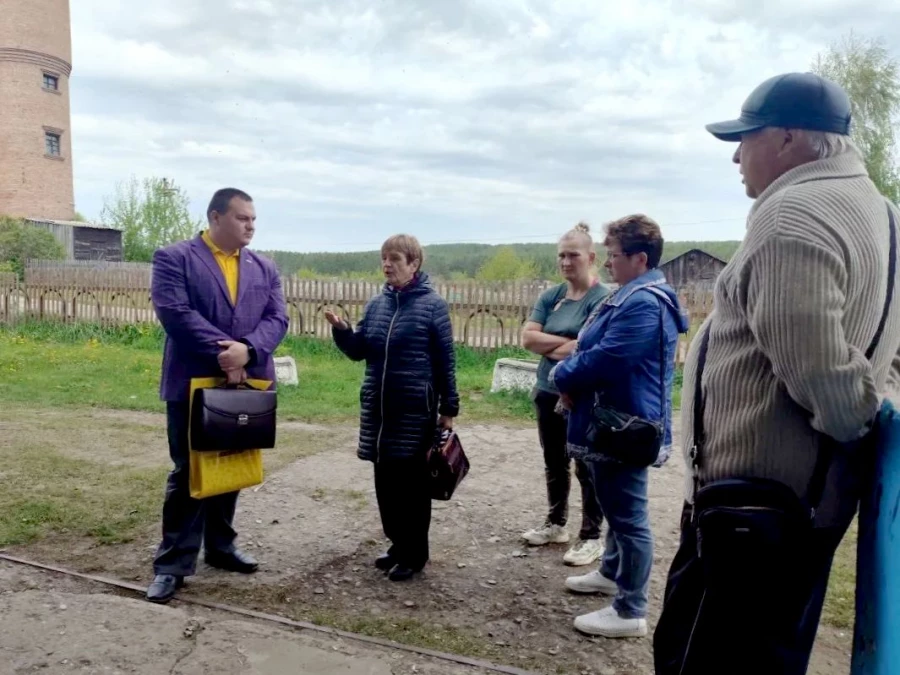 В Бийске и Бийском районе состоялись выездные приемы граждан.
