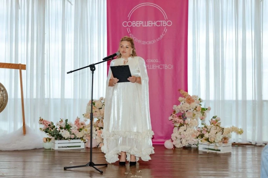 Премия «Женщина — Совершенство» от женского делового альянса «СОВЕРШЕНСТВО».