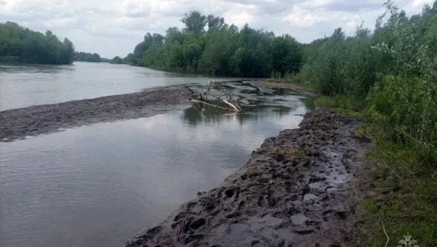 Мальчик утонул на Алтае.