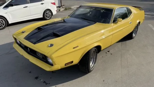 Уникальный Ford Mustang из частной коллекции продают в Барнауле за 4 млн рублей
