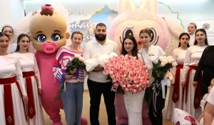 В барнаульском перинатальном центре прошла необычная выписка.