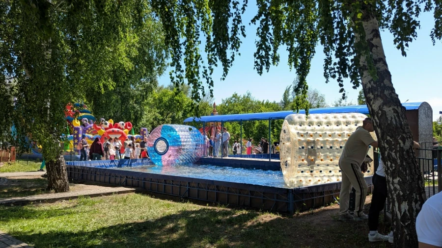 День защиты детей в парке «Арлекино».