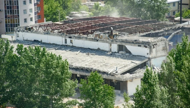 Что происходит на месте «Оперы».
