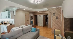 В центре Барнаула продается трехкомнатная квартира с некоторым нюансом