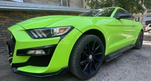 Яблочный Ford Mustang, который дарит незабываемые ощущения, продают в Барнауле
