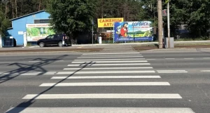 В Барнауле продолжили обновлять дорожную разметку.