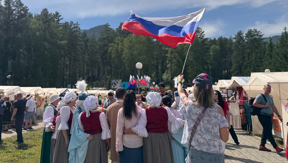 День России на «Бирюзовой Катуни».