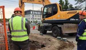 «Росводоканал Барнаул» ведет реконструкцию сетей водоснабжения в пер. Ядринцева.