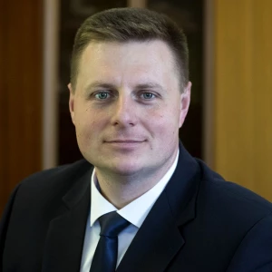 Александр Текутьев.