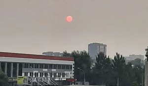 Барнаульцы наблюдали кроваво-красную луну