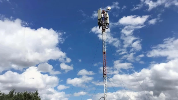 В Алейске и Алейском районе инженеры компании «Т2 Мобайл» разместили 96 новых передатчиков.