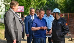 Выездное совещание по подготовке к отопительному сезону 2026-2027 годов и ходу работ по реконструкции теплосети на улице Деповской.