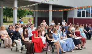 Вручение аттестатов в Барнауле
