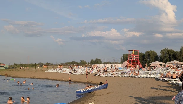 На пляже «Лапа».
