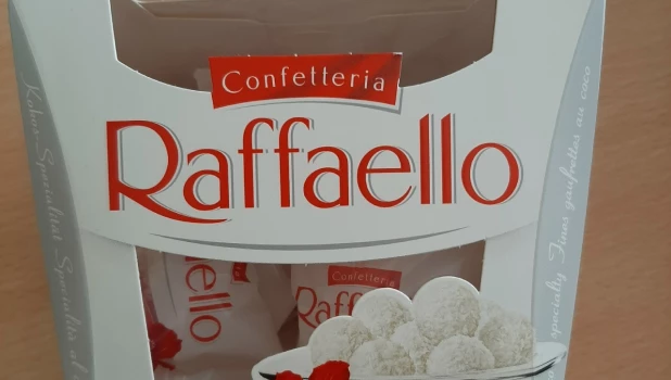 Конфеты Raffaello.