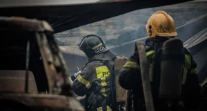 В селе Власиха горели два гаража и частный дом