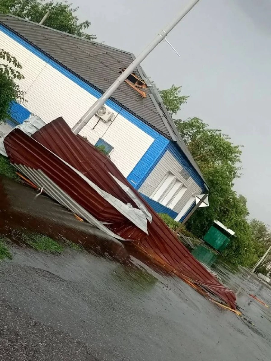 В Алтайском крае бушует шторм