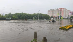 Последствия ливня в Барнауле.