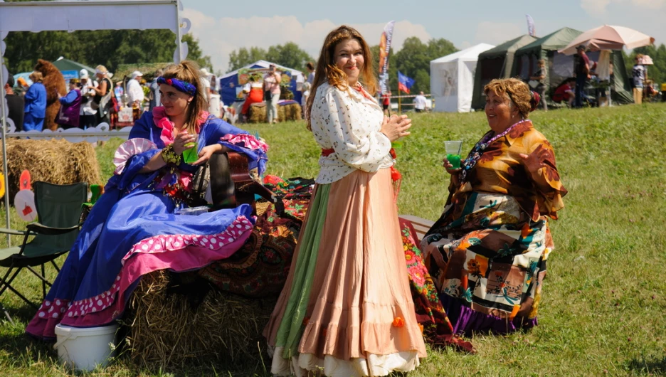 На празднике пирога в Сростках