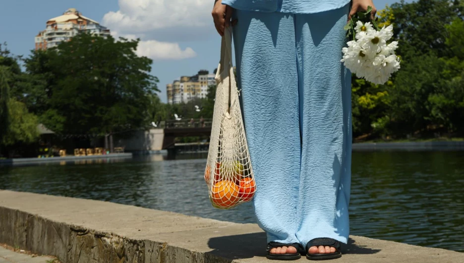 Широкие брюки.
