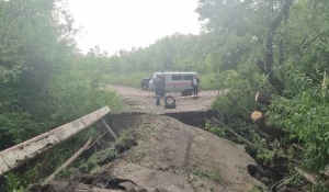 Старую переправу размыло в прошлом году