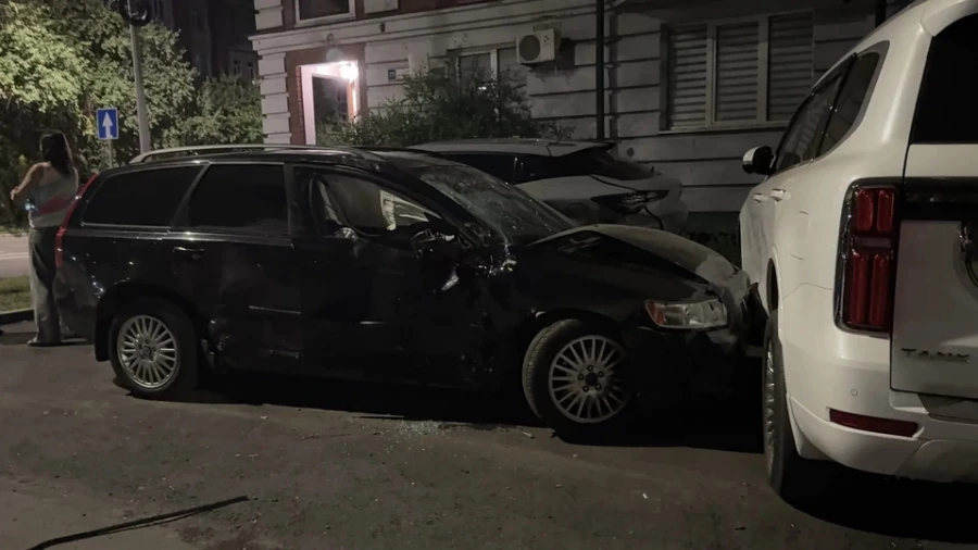 В Барнауле водитель Volvo насмерть сбил мотоциклиста
