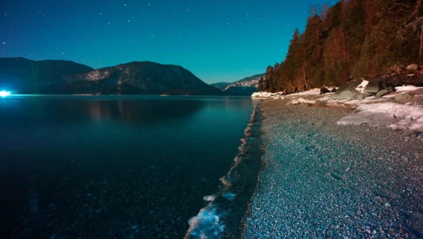 Звезды, вода, берег