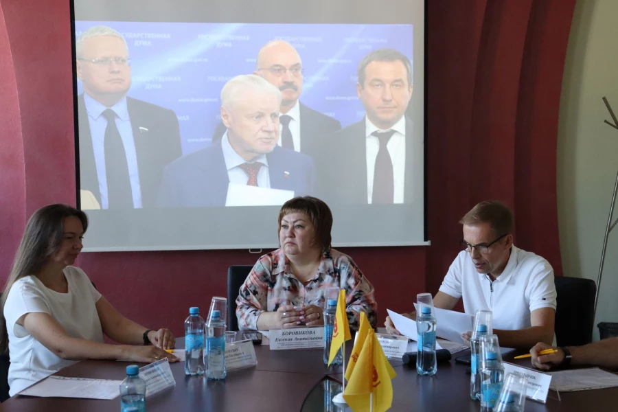 Пресс-конференция регионального отделения партии «Справедливая Россия».