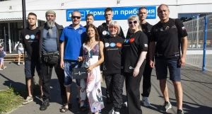 Парашютист Сергей Бойцов и пилот аэростата Иван Меняйло готовы поставить мировой рекорд на Алтае.