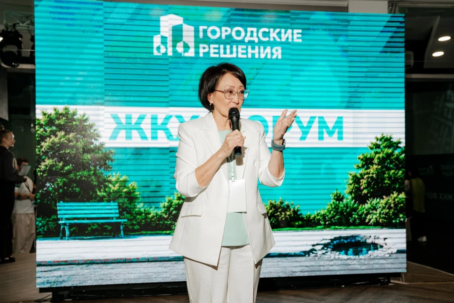 Сардана Авксентьева.