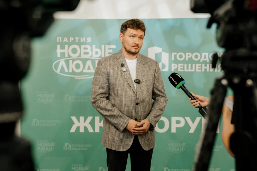 Максим Банных.