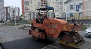 Установка искусственных неровностей на дорогах Барнаула.