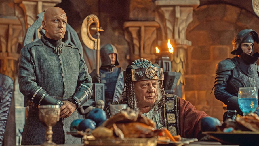 Сериал "Трудно быть богом".