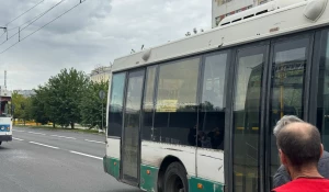 ДТП с автобусом и троллейбусом.