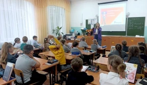 «Ростелеком» провел урок по кибербезопасности в гимназии № 45 в Барнауле.