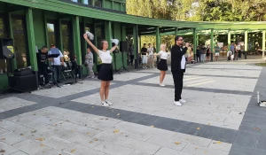 Ретродискотека в парке «Изумрудный».