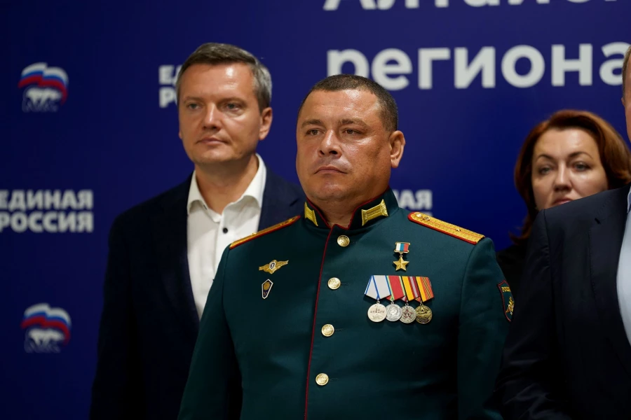 Председатель «Единой России» Дмитрий Медведев по видеосвязи обсудил с единороссами в регионах предварительные итоги выборов.