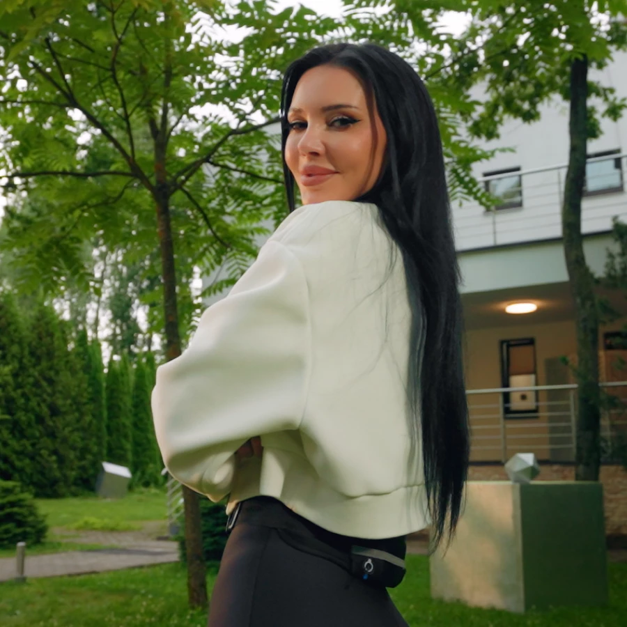Оксана Самойлова — блогер, предприниматель.




