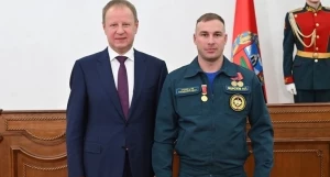 В Барнауле наградили водолаза-спасателя
