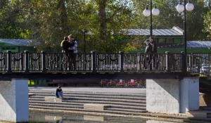 Бабье лето в Изумрудном парке.