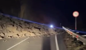 Обвал скалы на Чуйском тракте.