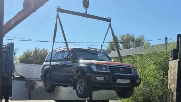 Toyota Land Cruiser