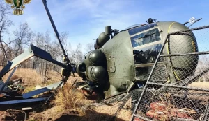 Вертолет Ми-8 после жесткой посадки.