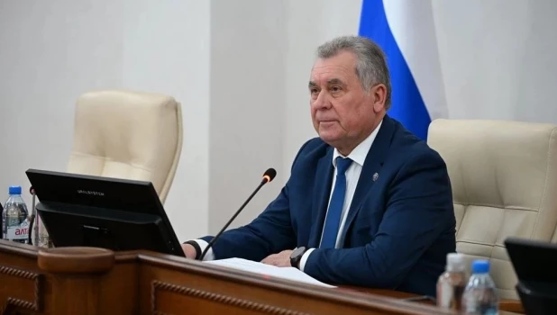 Александр Романенко.