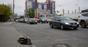 «Впадина» на пр. Красноармейский.