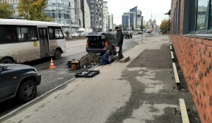 Закипела работа у злополучной ямы на пр. Красноармейском.
