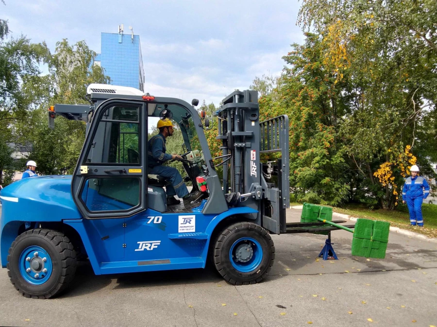 В преддверии Дня автомобилиста на Алтай-Коксе проходит корпоративная профилактическая программа «Здоровье рулит».