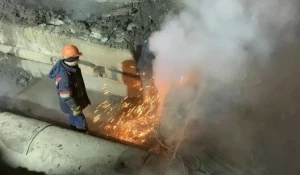 Коммунальная авария ночью в Барнауле.