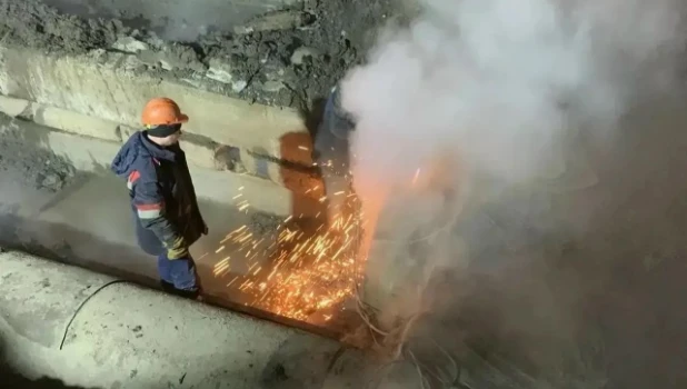 Коммунальная авария ночью в Барнауле.