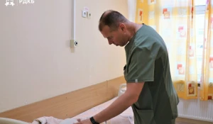 Лечение подростка после нападения медведя.